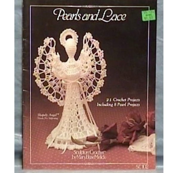 1985 Vintage Pearls & Lace Thread Crochet Pattern Book  21 Projects - Picture 1 of 5